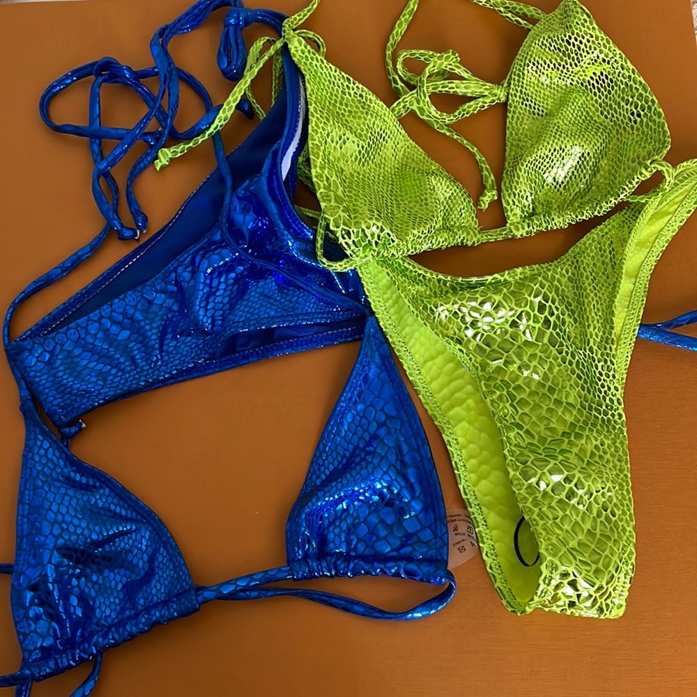 SwimNever worn/size small